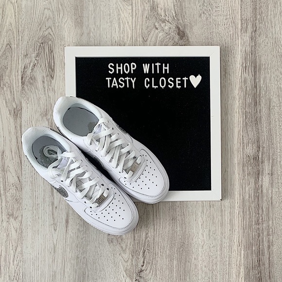 Nike custom bling swoosh air force 1 sneakers - Picture 5 of 8